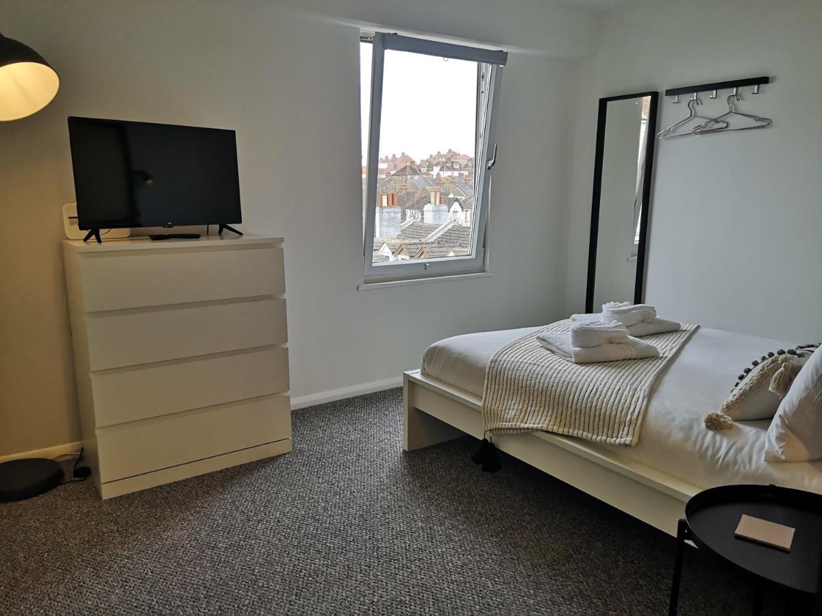 Appartamento Eastcliff Escape Folkestone Esterno foto