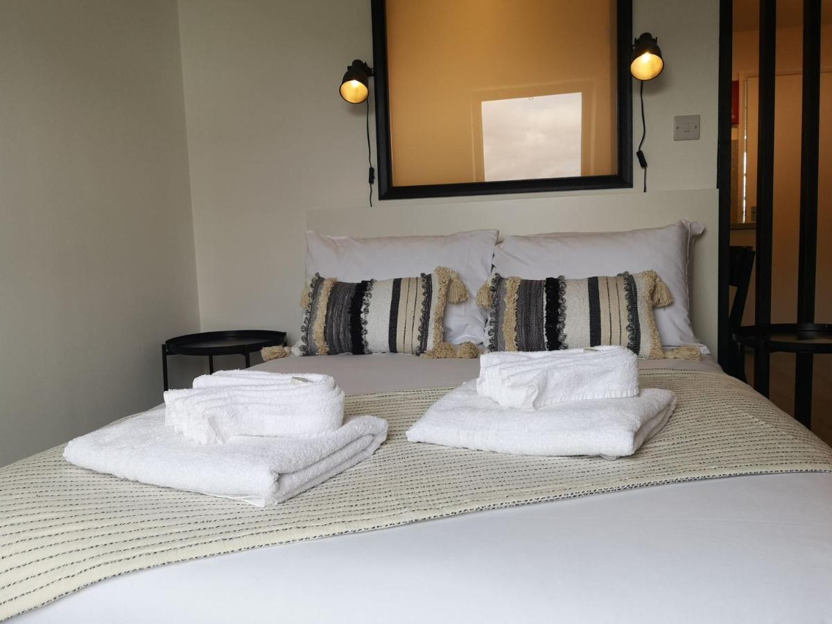 Appartamento Eastcliff Escape Folkestone Esterno foto